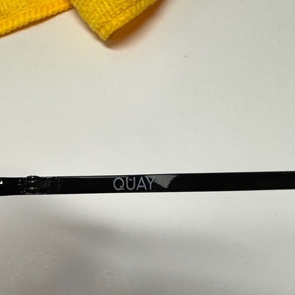 Quay Australia Purple Gradient Aviator Sunglasses - Picture 7 of 8